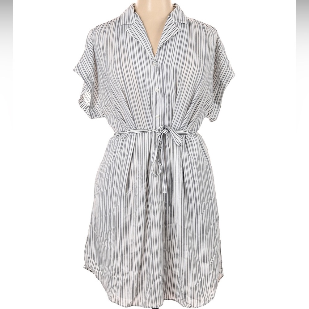 Host Pick - NWOT Premium Designer Elizabeth and James Casual Dress Size XL